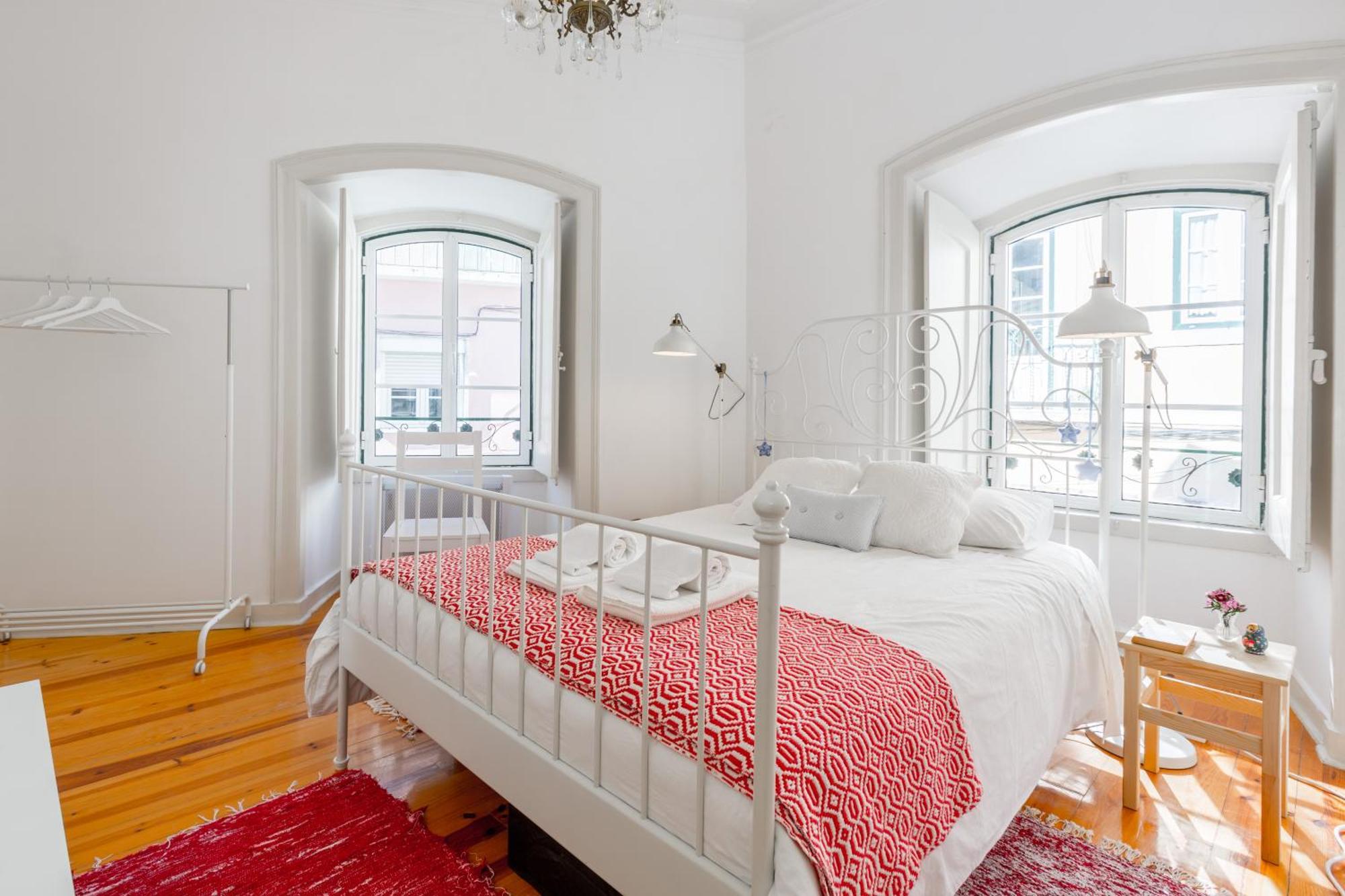 Spacious, Bright And Sunny Apartment, By Timecooler Лісабон Екстер'єр фото