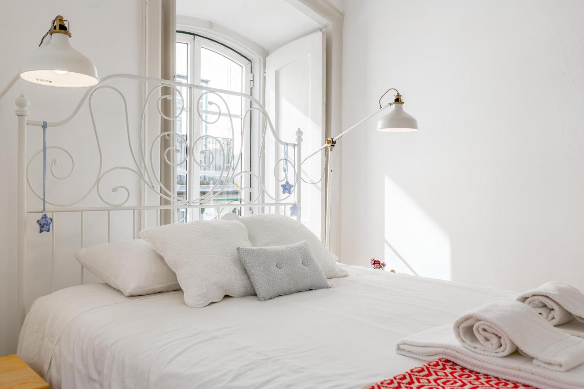 Spacious, Bright And Sunny Apartment, By Timecooler Лісабон Екстер'єр фото